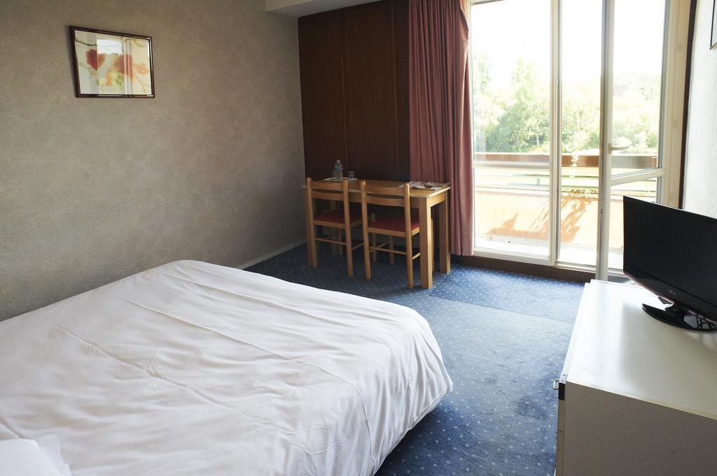 Hotel Les Ondines Les Hauts-d'Anjou Zimmer foto